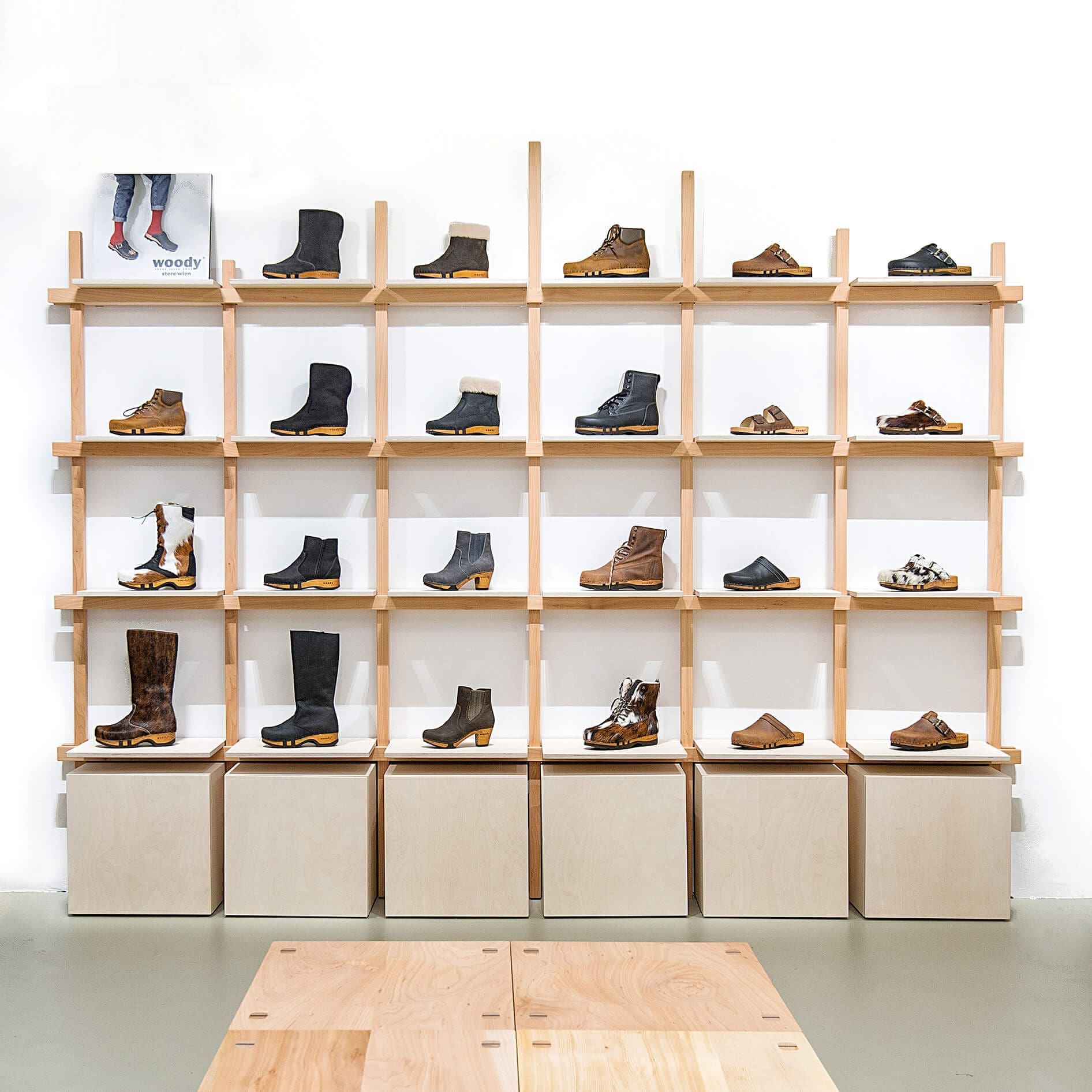 Calas-Reiberger-Architektur-Woody Store 00
