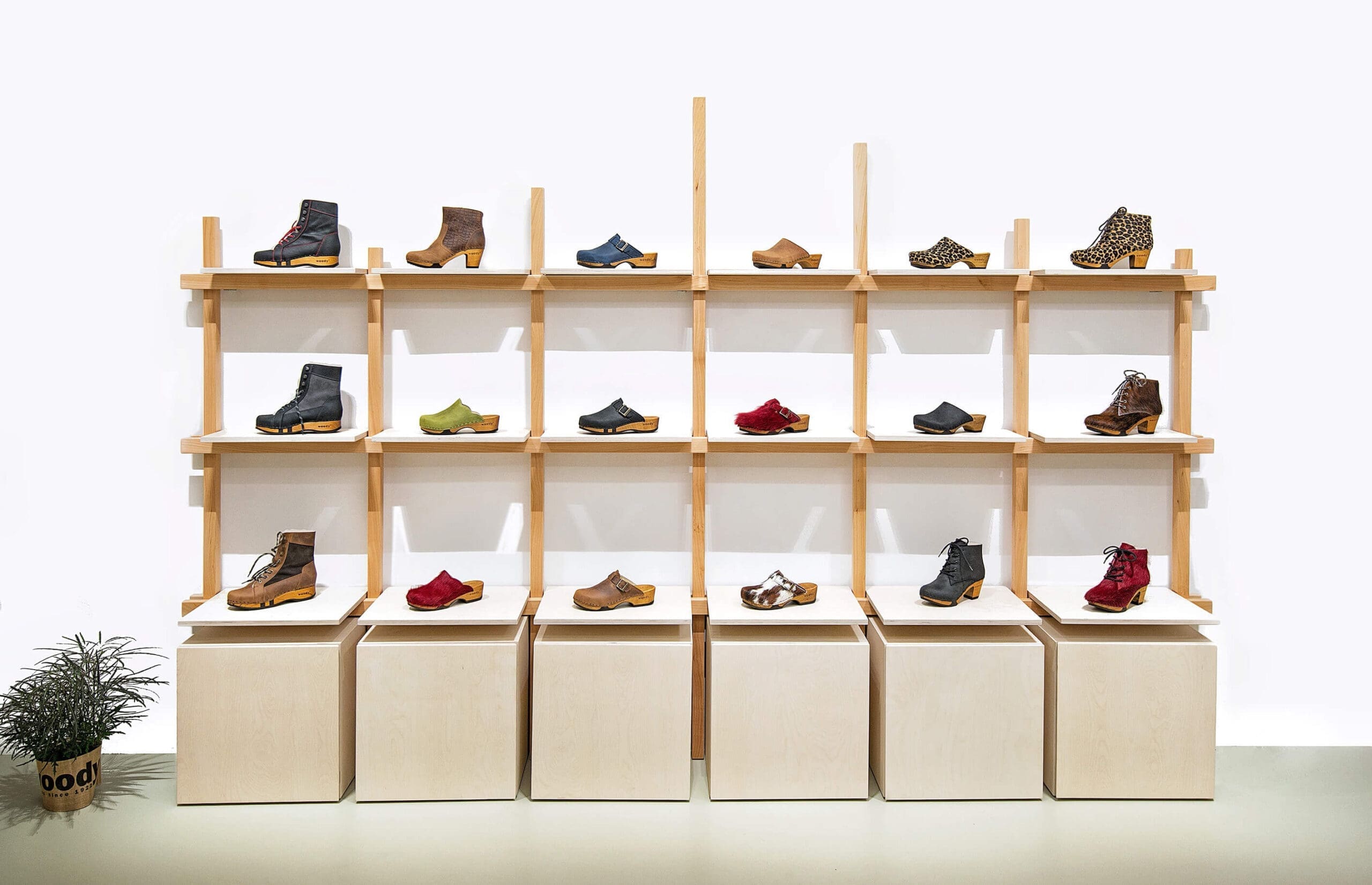 Calas-Reiberger-Architektur-Woody Store 01